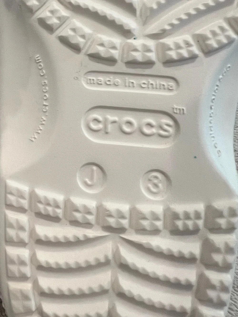 NWT🌟Glitter Crocs Classic Clog- Girls Iridescent White, Blue & Purple Glitter